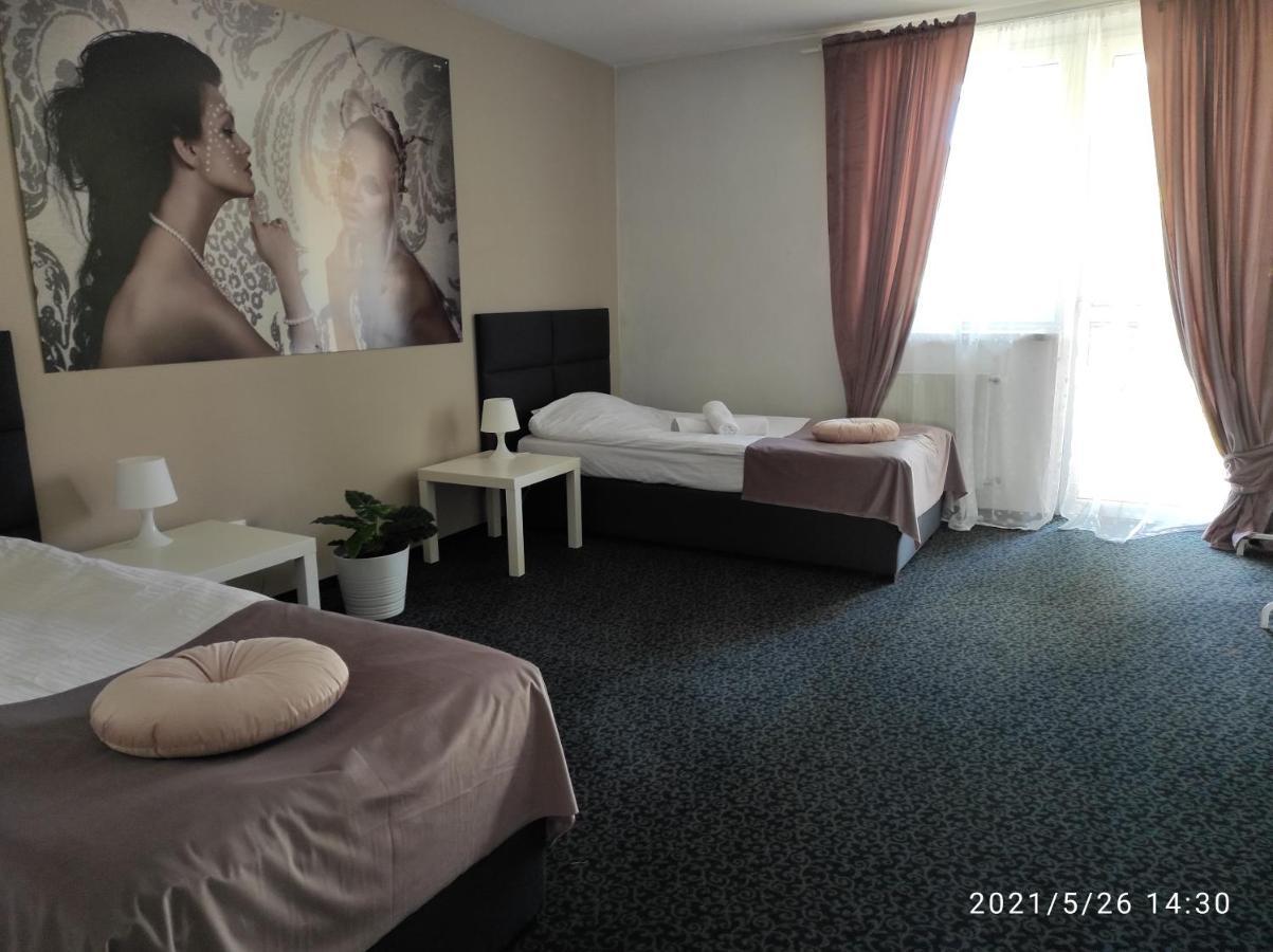 Harmonica Premium Apartment Nowy Sacz Exterior photo